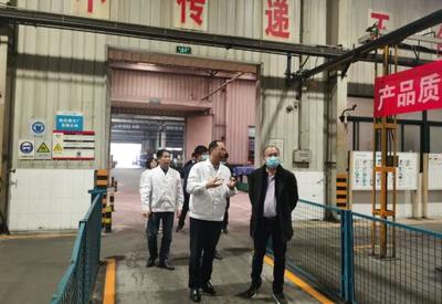 深化校企合作，共筑安全防线——重庆建筑高级技工学校考察劳防用品企业纪实